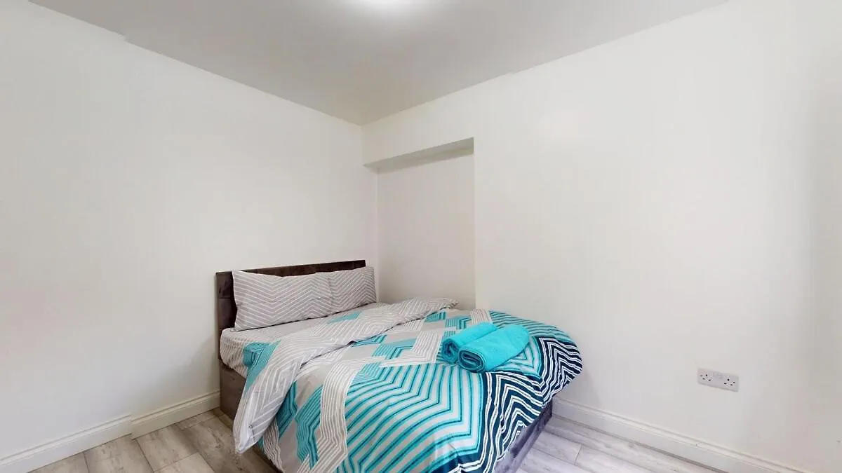 Onsitestays - Spacious 3Br Home Parking Ντάγκεναμ Σπίτι διακοπών